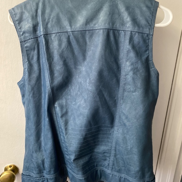 Brand new Montanaco faux leather vest size S, blue - Picture 4 of 4